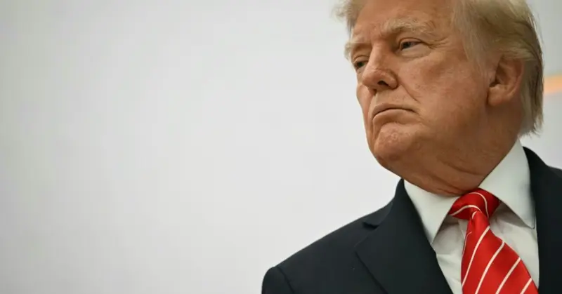 Тема заявления Дональда Трампа об ударах по Ирану и переговорах перед выборами в Конгресс США